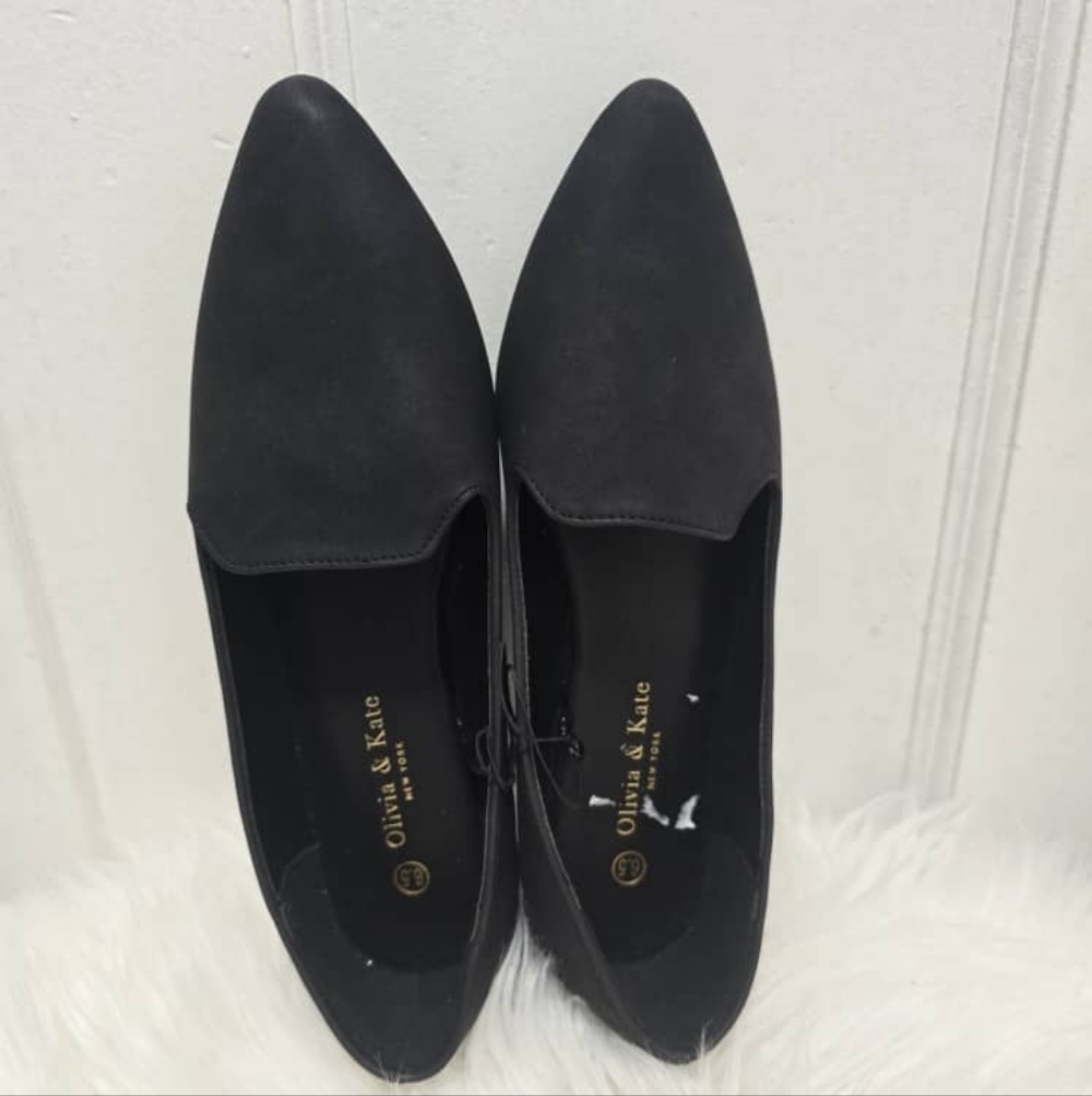 Olivia & Kate New York Pointed Toe Flats Women's Size 6.5 NWOT